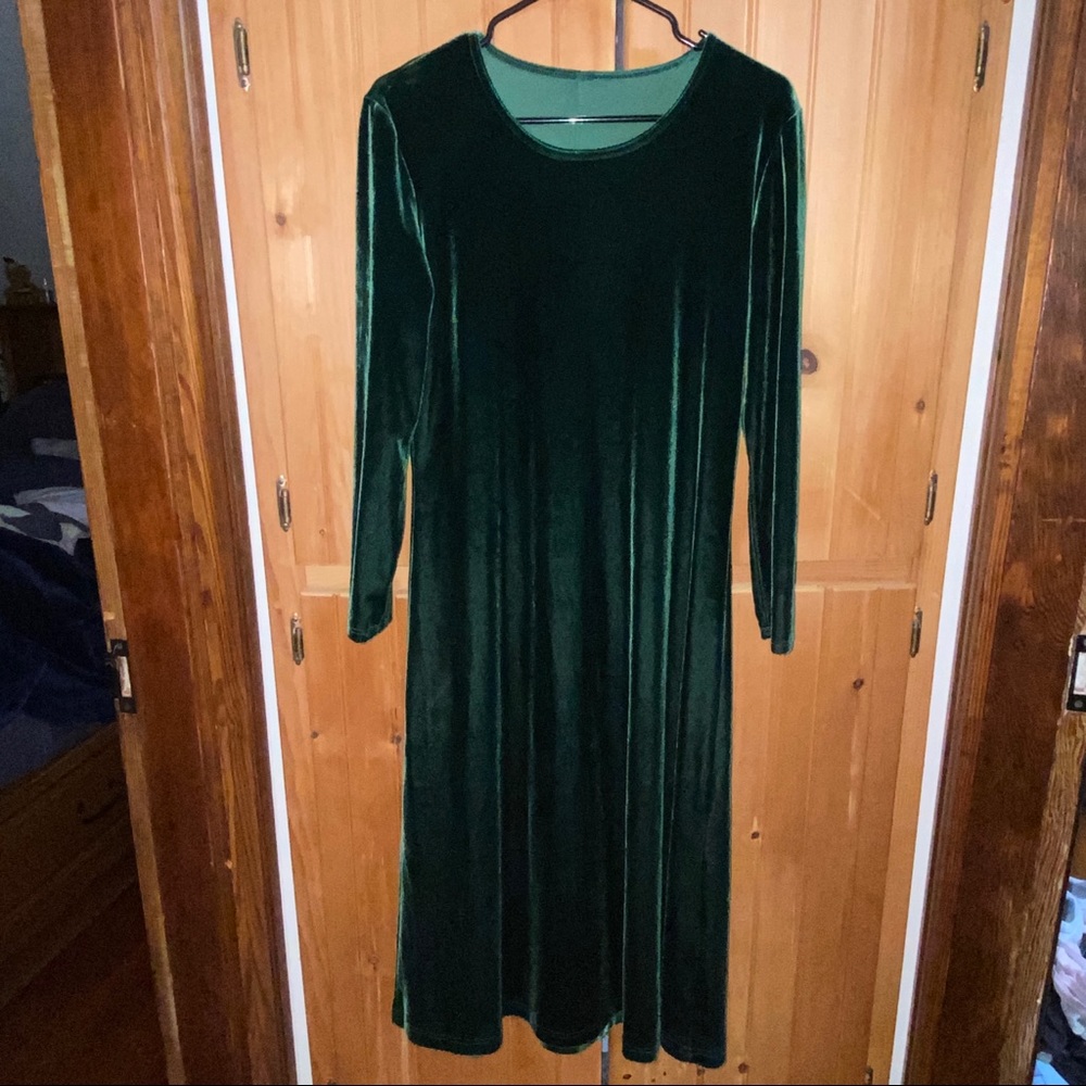 Emerald Green Velvet Dress